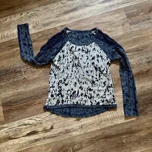 Unbranded Blue & Gray Distressed Long Sleeve Sweatshirt Size Small